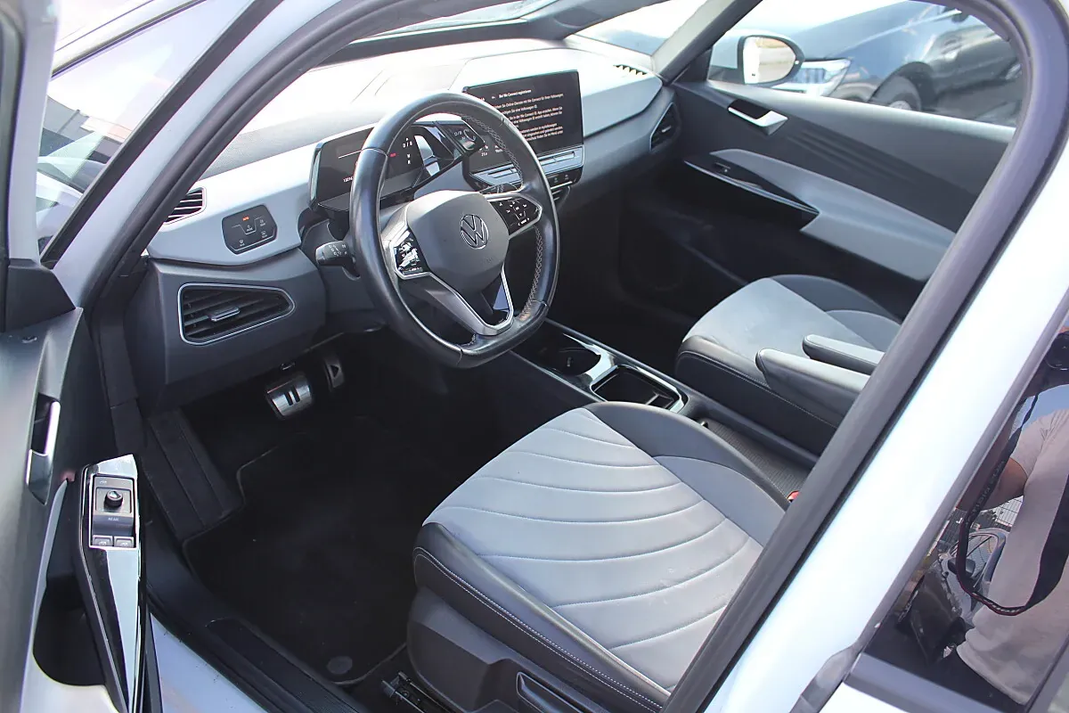 Volkswagen Id.3 2023 photo 3