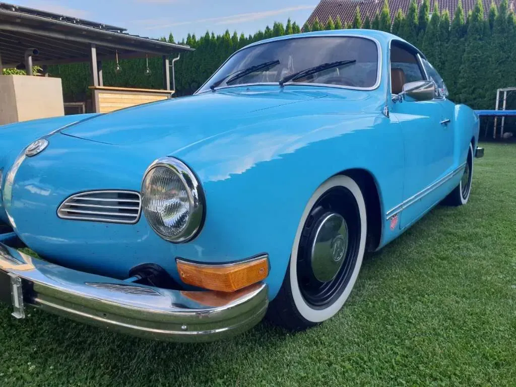 Volkswagen Karmann Ghia