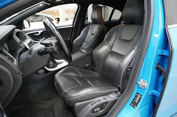 Volvo S60 2015 photo 5