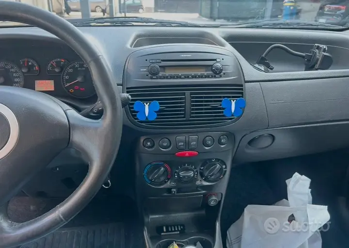Fiat Punto 2005 photo 4