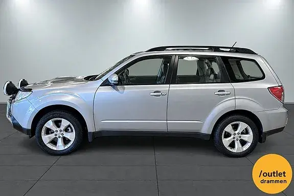 Subaru Forester 2012 photo 2