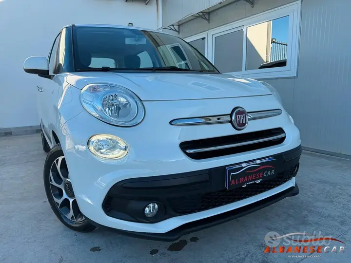 Fiat 500L 2018 photo 2