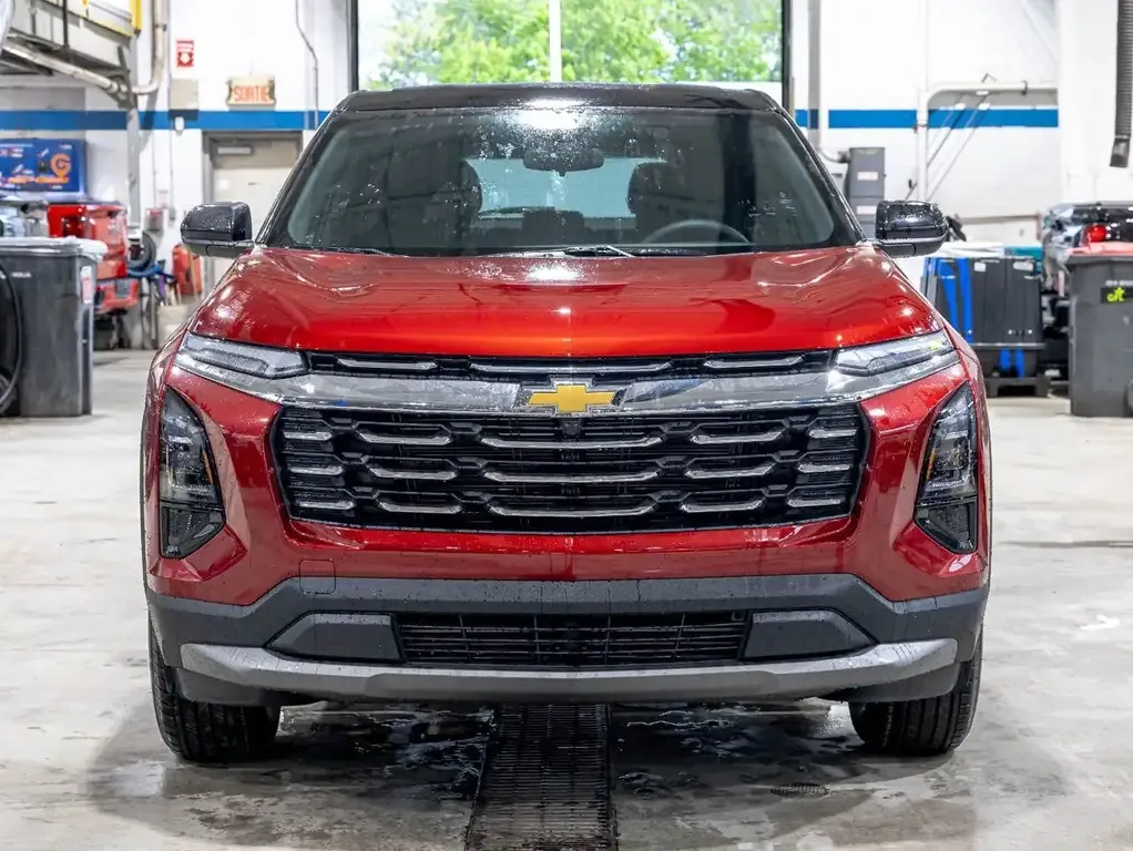 Chevrolet Equinox 2026 photo 2