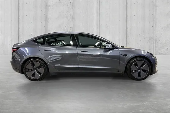 Tesla Model 3 2022 photo 3
