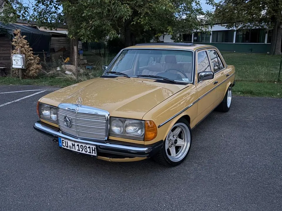 Mercedes-Benz W123