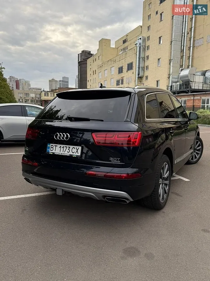 Audi Q7 2016 photo 3