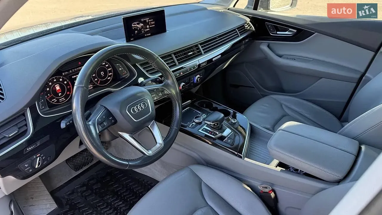 Audi Q7 2016 photo 4
