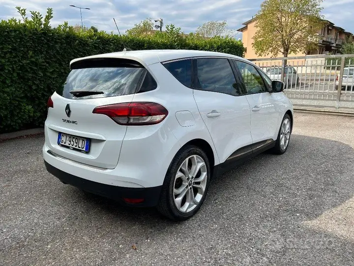 Renault Scenic 2019 photo 5
