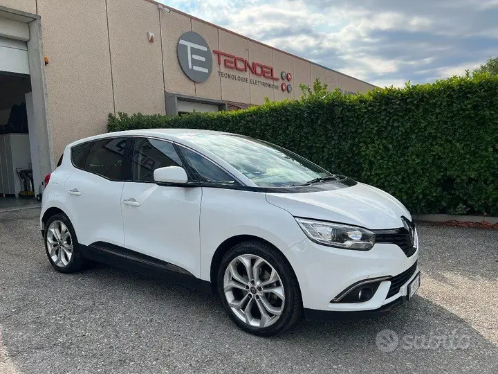 Renault Scenic 2019 photo 3