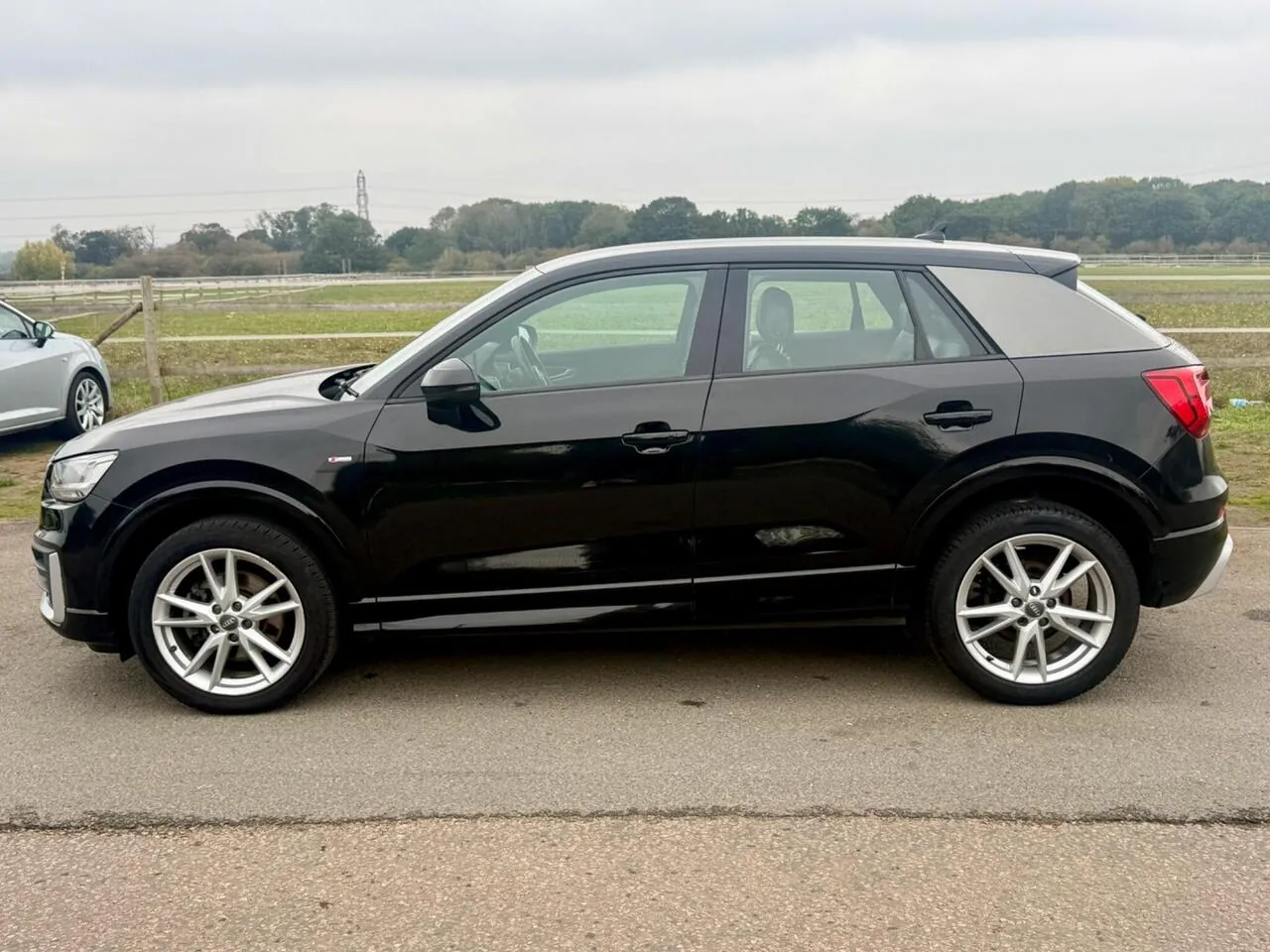 Audi Q2 2017 photo 5