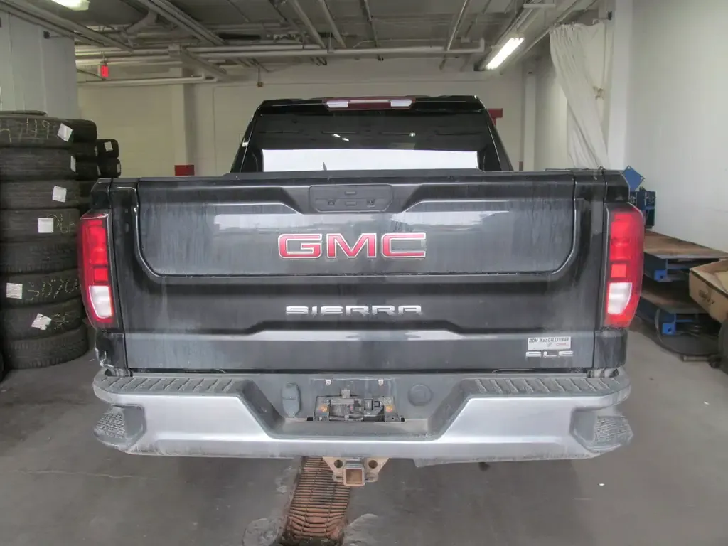 GMC Sierra 1500 2021 photo 3