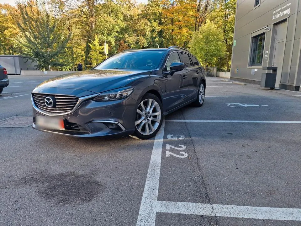 Mazda 6