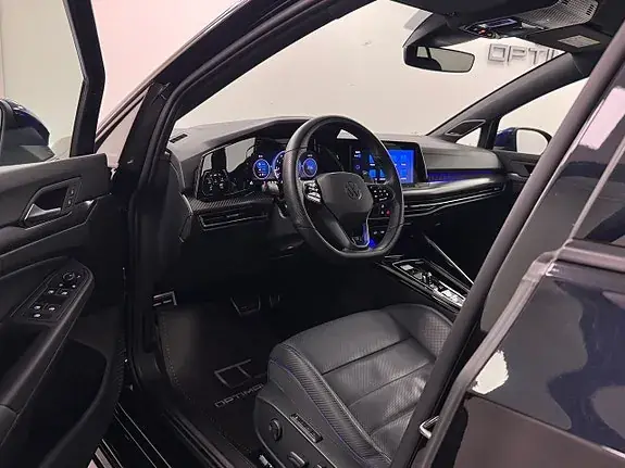Volkswagen Golf I 2024 photo 4