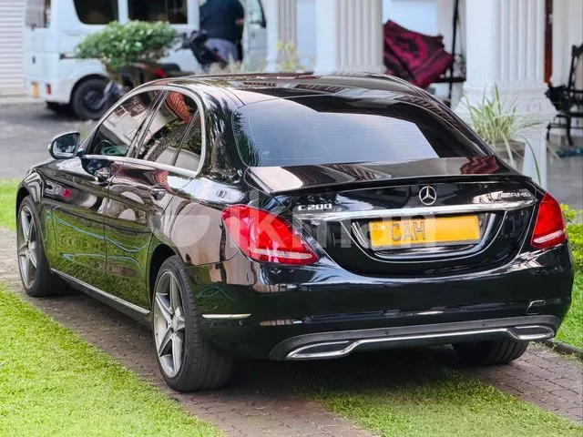 Mercedes-Benz C200 2015 photo 4