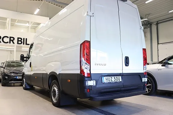Iveco Daily 2023 photo 4