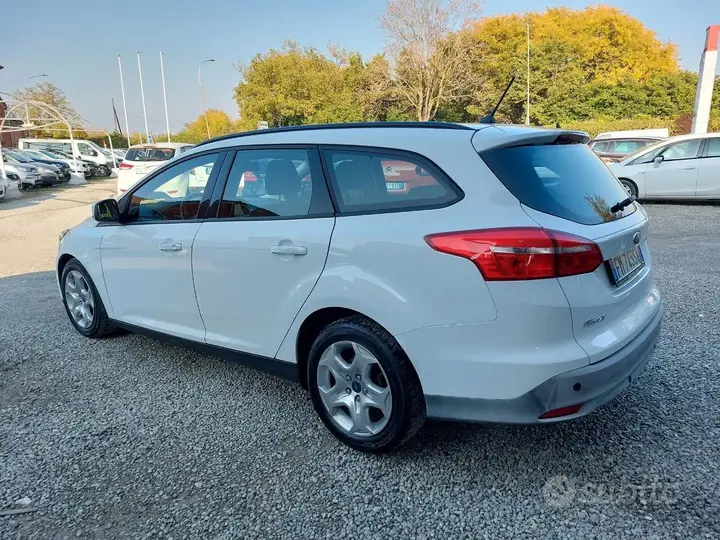 Ford Focus 2018 photo 3