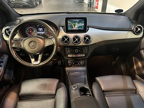 Mercedes-Benz B200 2018 photo 3
