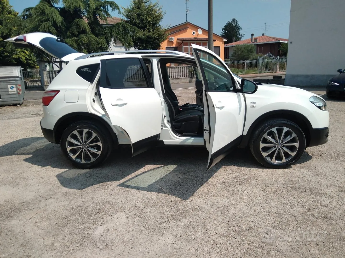 Nissan Qashqai 2010 photo 2