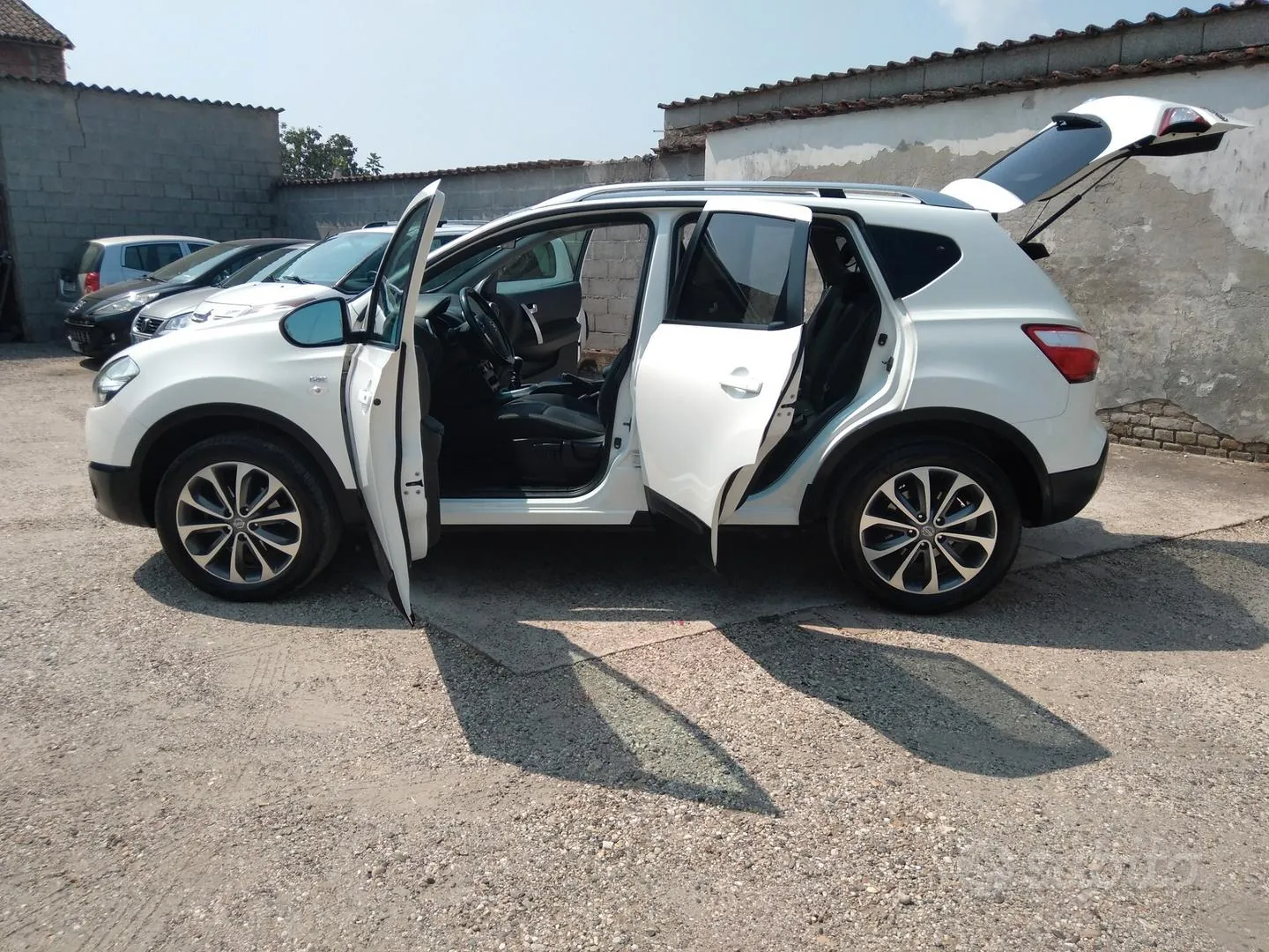 Nissan Qashqai 2010 photo 3