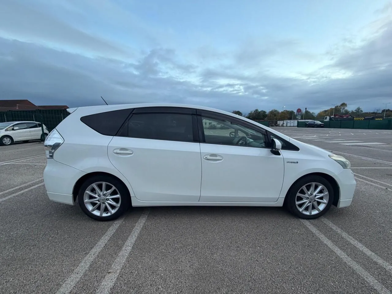 Toyota Prius 2014 photo 3
