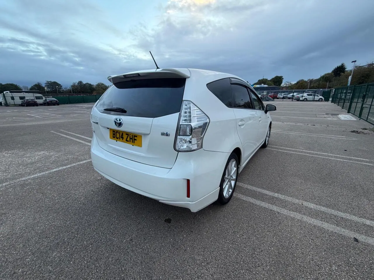 Toyota Prius 2014 photo 5