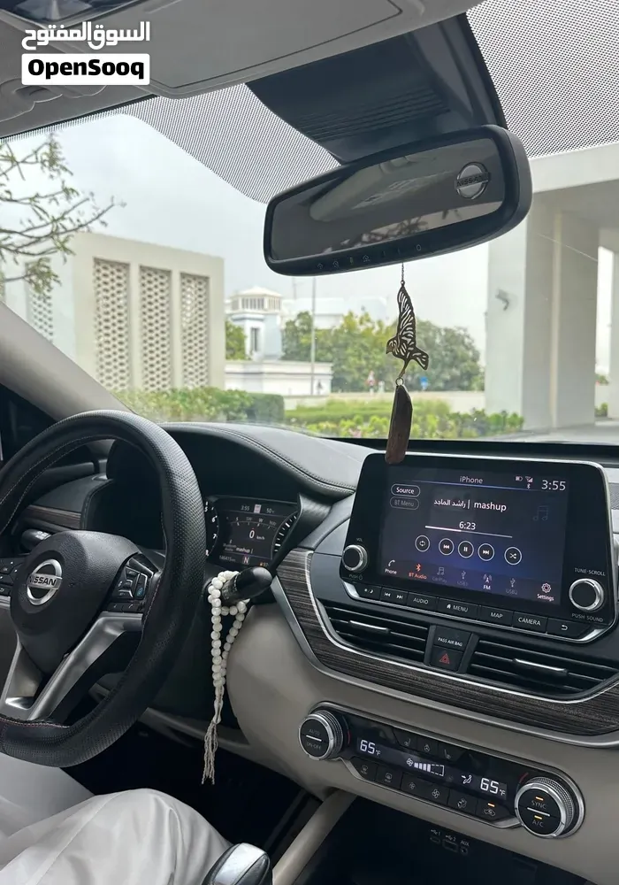 Nissan Altima 2019 photo 4