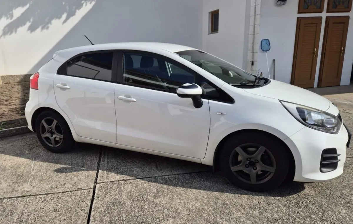 Kia Rio 2016 photo 2