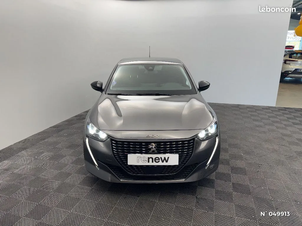Peugeot 208 2022 photo 2