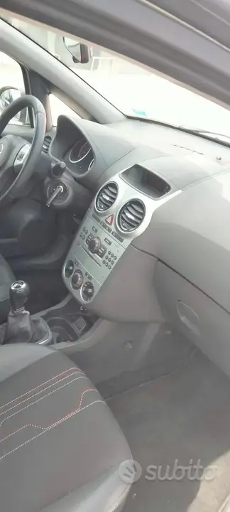 Opel Corsa 2012 photo 4