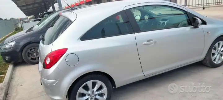 Opel Corsa 2012 photo 3