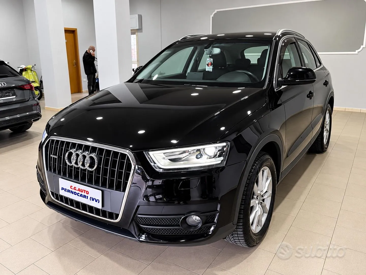 Audi Q3 2012 photo 4