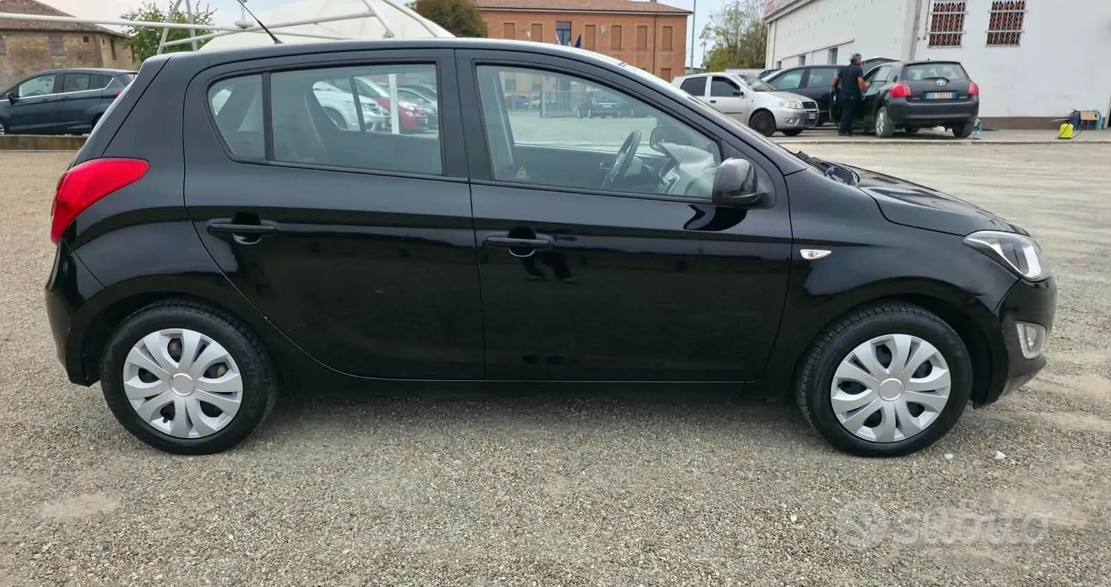 Hyundai I20