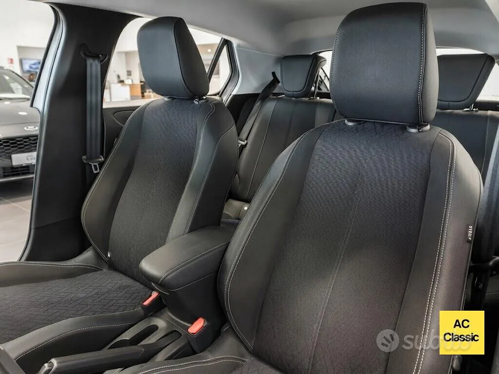 Opel Corsa Elegance 2023 photo 2