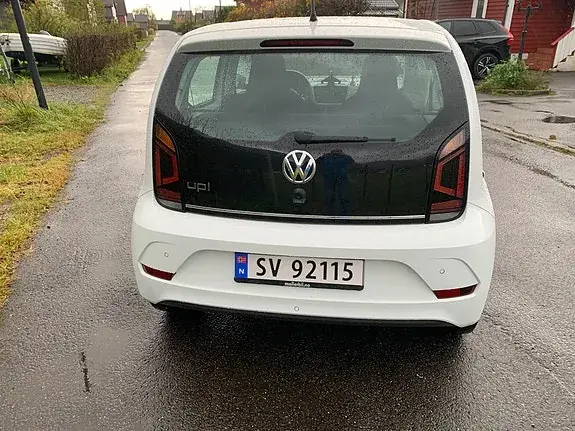 Volkswagen Up 2018 photo 3