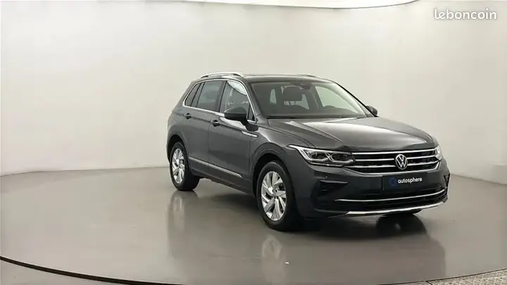 Volkswagen Tiguan 2023 photo 3