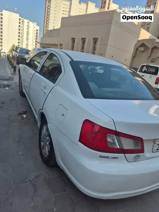 Mitsubishi Galant 2012 photo 2