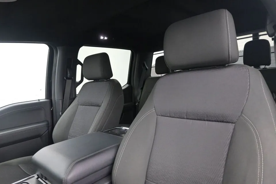 Ford F-150 2023 photo 4