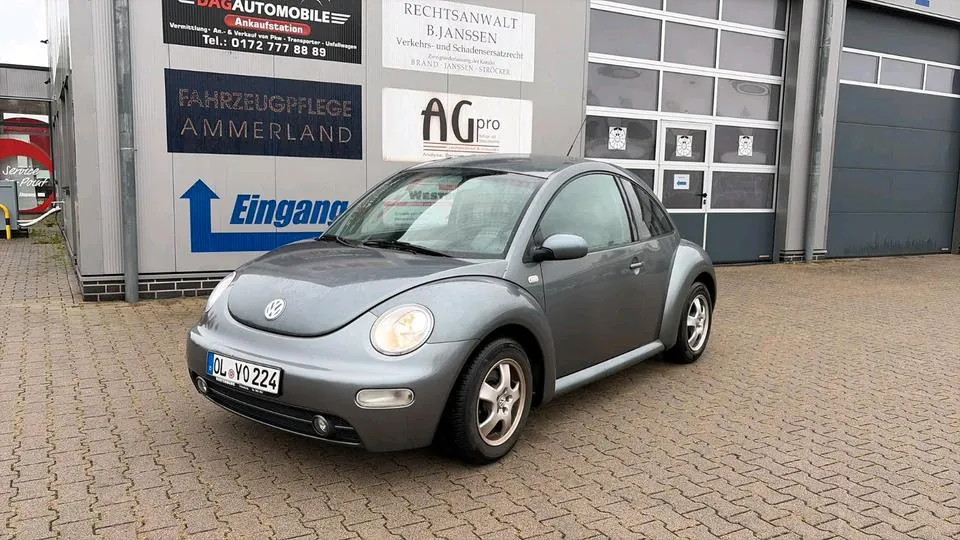 Volkswagen New Beetle
