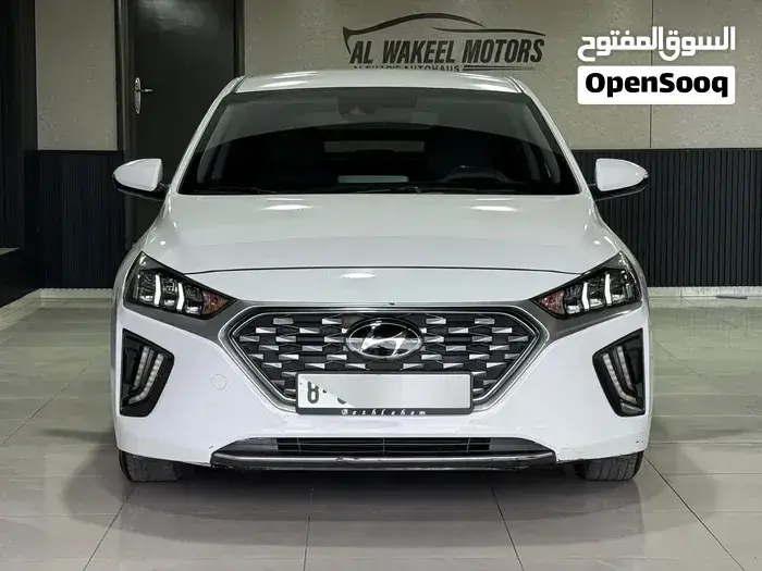 Hyundai Ioniq 2022 photo 2