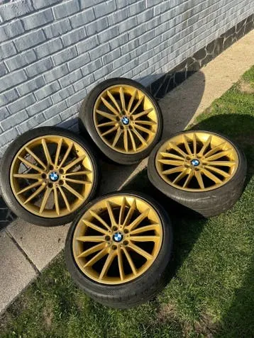 BMW 19-Inch Wheel Set