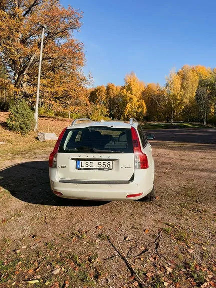 Volvo V50 2012 photo 4