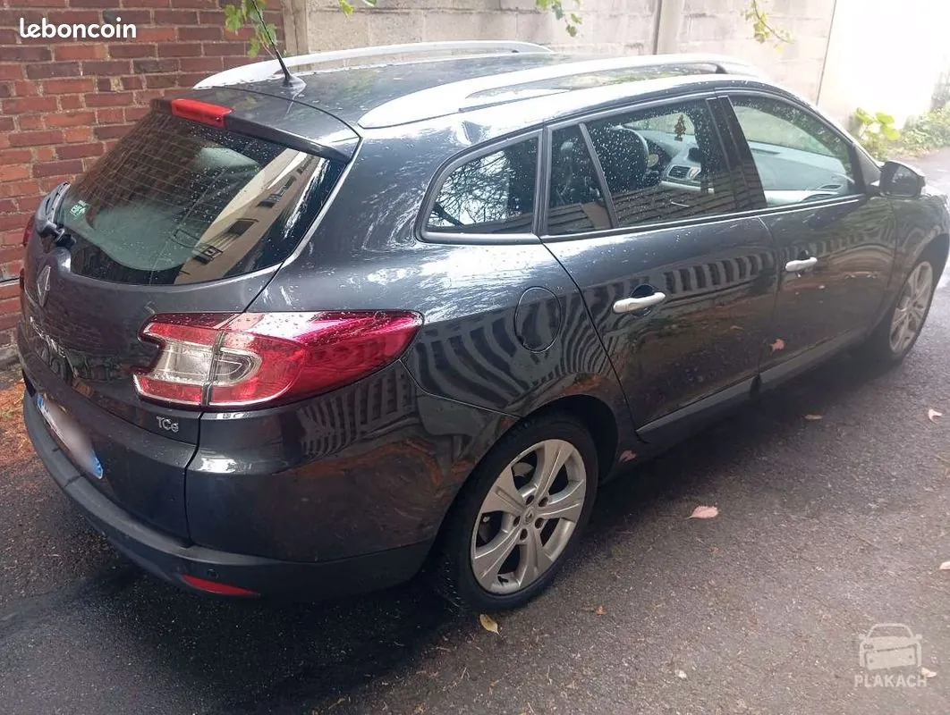 Renault Megane 2010 photo 3