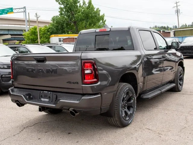 Ram 1500 Express Crew Cab 2026 photo 5
