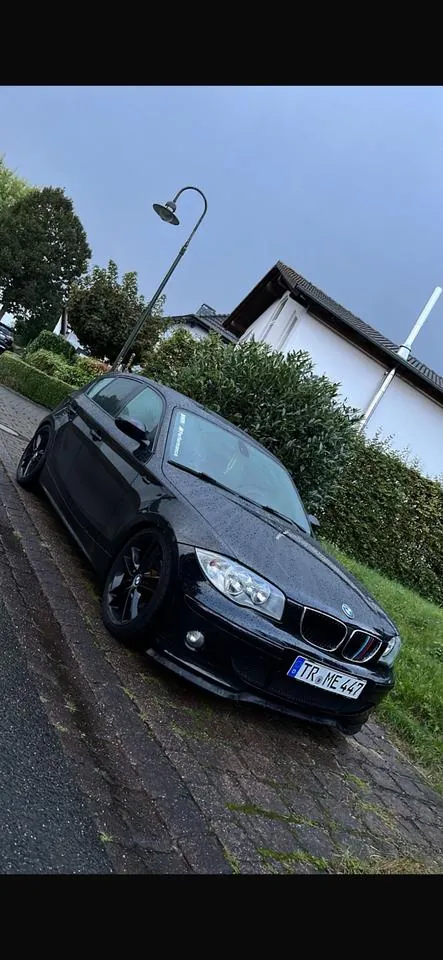 BMW E87 120I