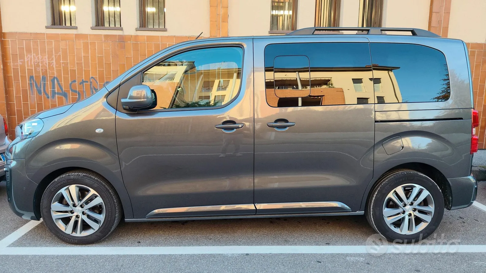 Peugeot Traveller 2021 photo 5