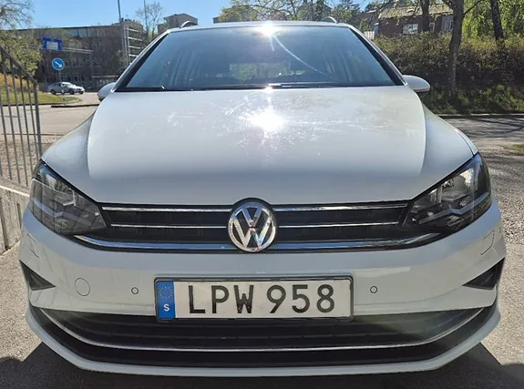 Volkswagen Golf Sportsvan 2019 photo 2