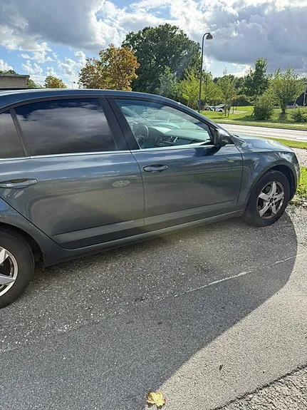 Skoda Octavia 2015 photo 2