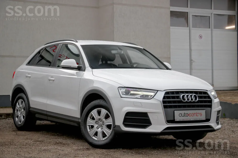 Audi Q3 2016 photo 2