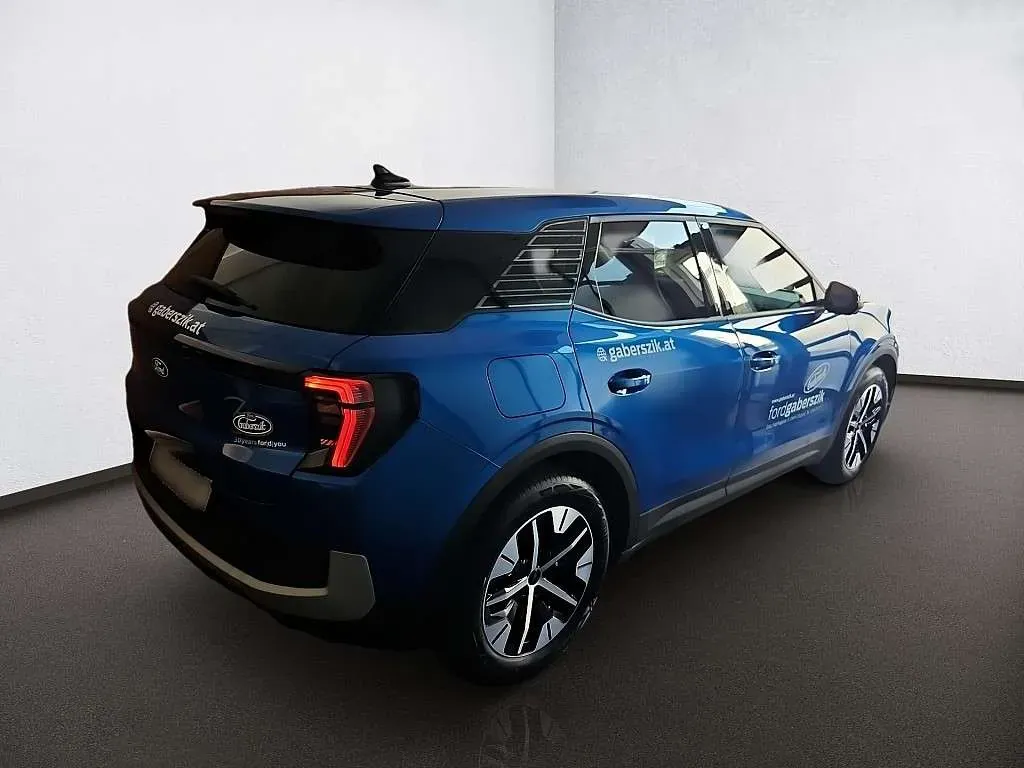 Ford Explorer 2024 photo 2