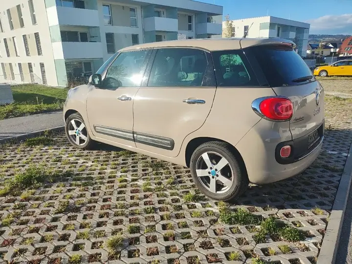 Fiat 500L 2015 photo 2